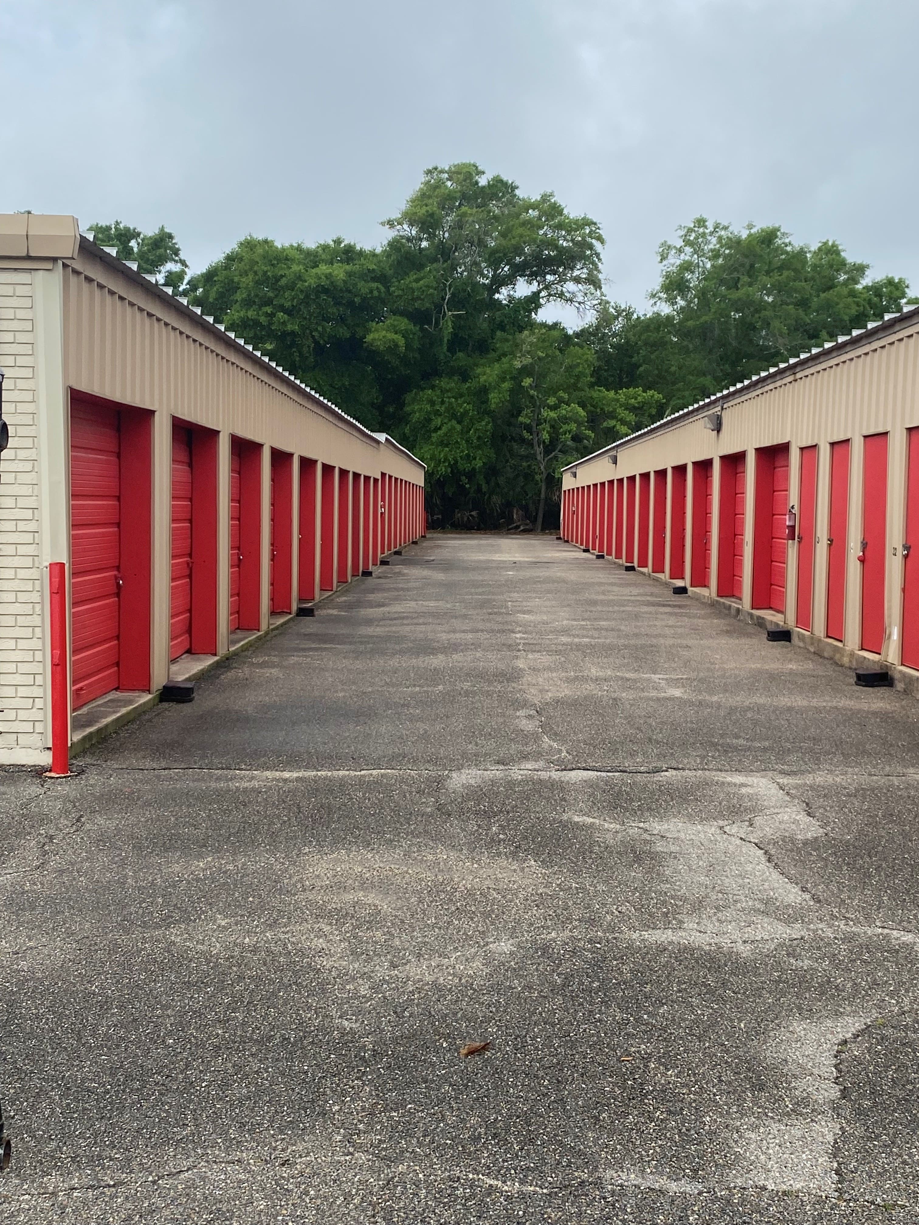 Tellus Self Storage - Courthouse Rd