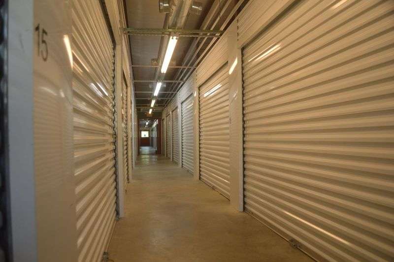 Tellus Self Storage - Dedeaux West