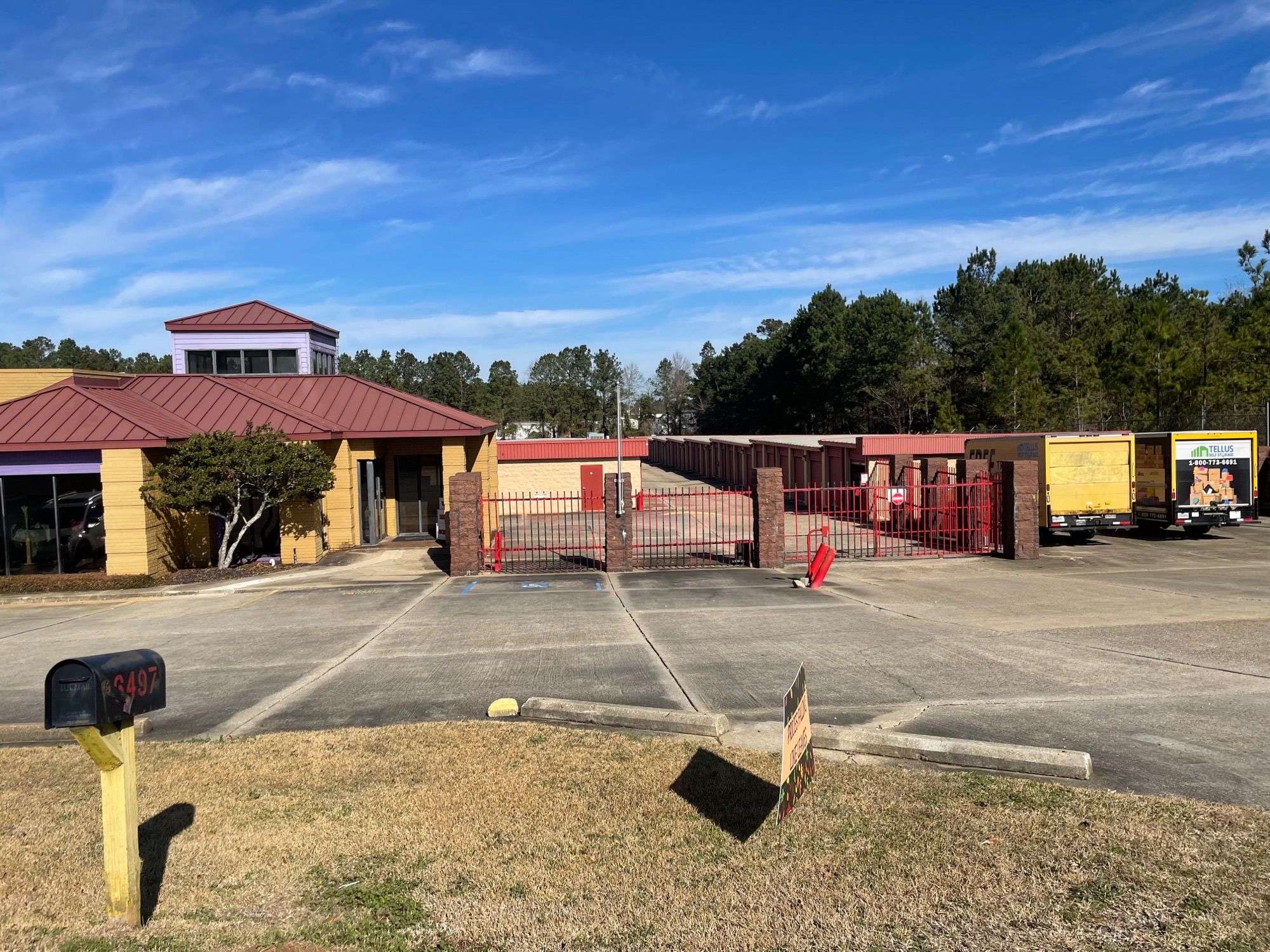 Tellus Self Storage - Golden Eagle