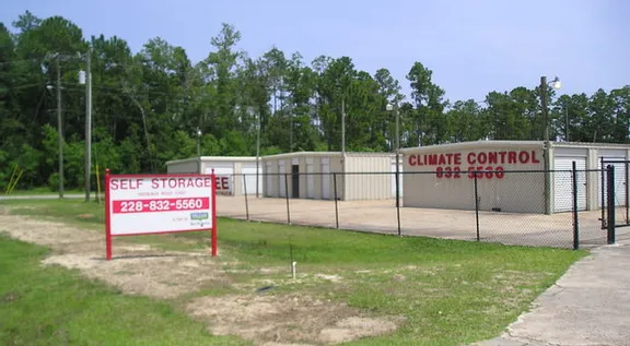 Tellus Self Storage - Dedeaux East